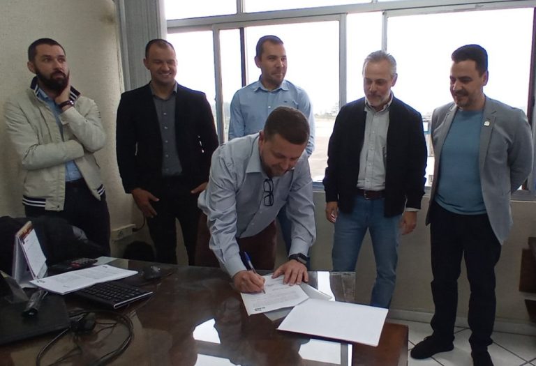 Porto-de-Laguna-autoriza-uso-temporario-de-area-para-realizacao-de-eventos-na-temporada-de-verao-1